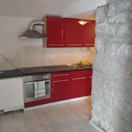 Apartment Rea *
