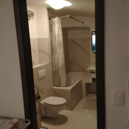 Apartment Rea *
