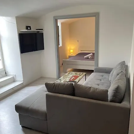 Apartment Rea *