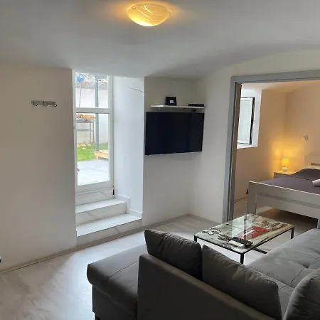 Rea Apartment